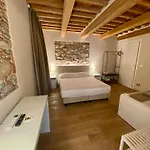 Il Tiglio Jacuzzi&sauna Bed & Breakfast Lucca