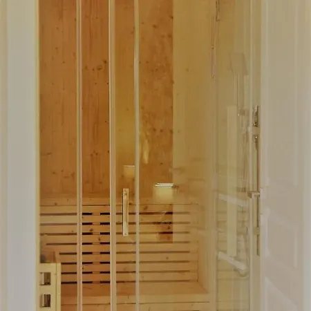 Il Tiglio Jacuzzi&sauna * Lucca