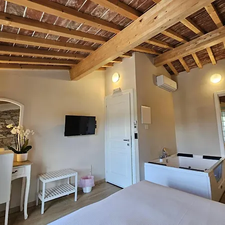 Il Tiglio Jacuzzi&sauna * Λούκα