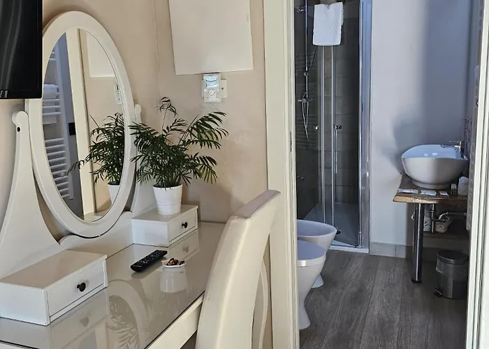 Il Tiglio Jacuzzi&sauna Couette-café