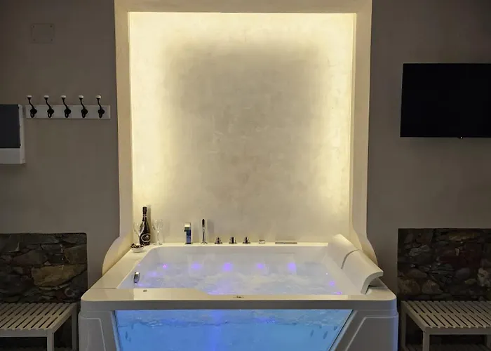 Couette-café Il Tiglio Jacuzzi&sauna