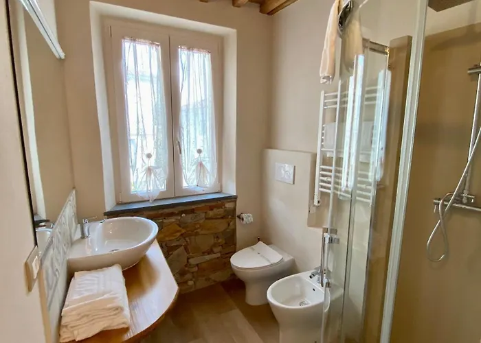Couette-café Il Tiglio Jacuzzi&sauna *