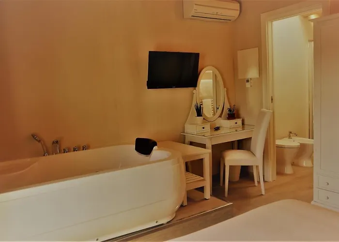 Il Tiglio Jacuzzi&sauna Couette-café